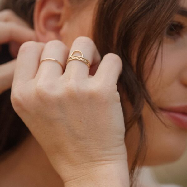 Gouden gevlochten ring